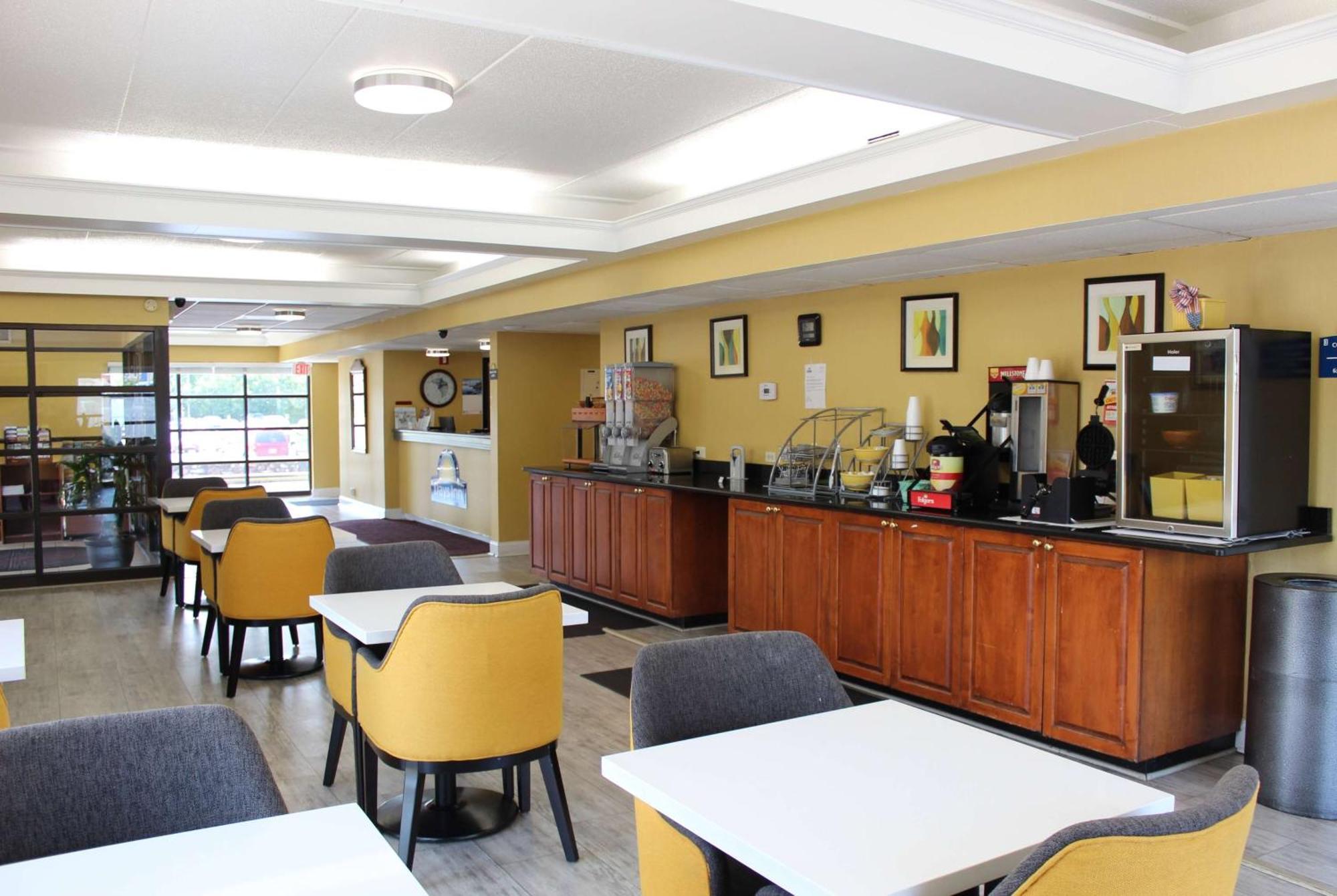 Days By Wyndham Hotel Salem