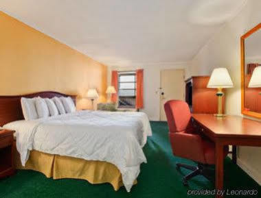 Days By Wyndham Hotel 2*